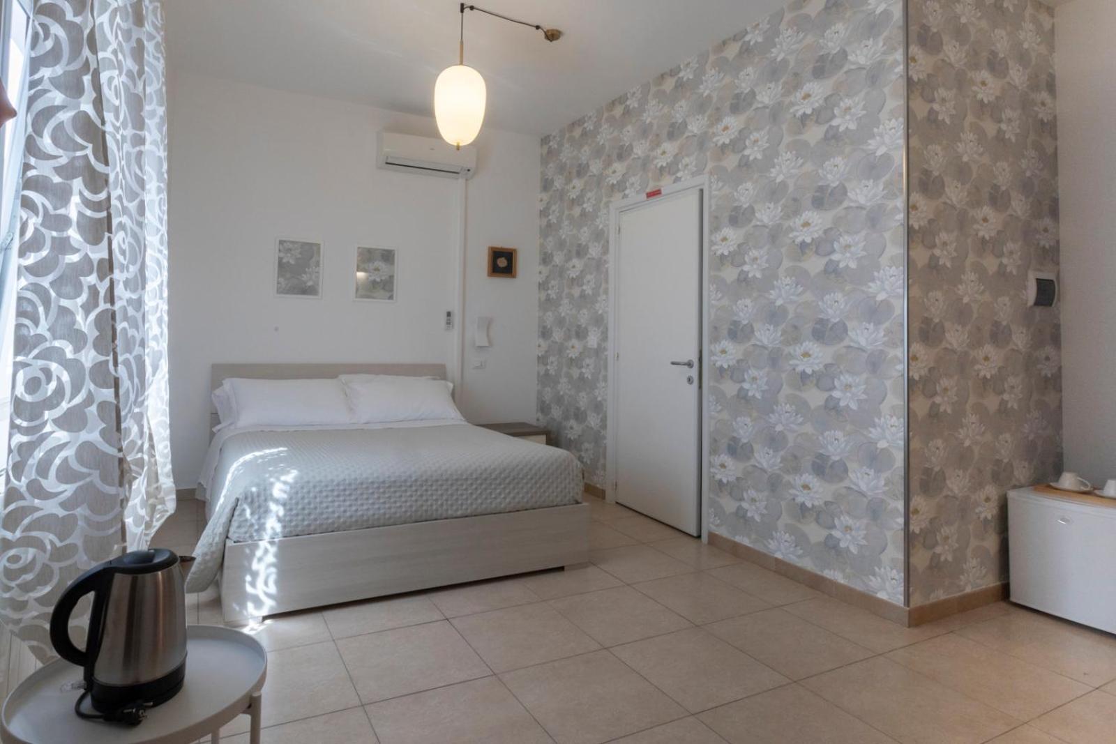 B&B Amerigo Vespucci Marina di San Vito Esterno foto